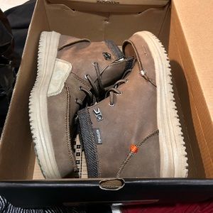 Hey Dudes brand new only tried on